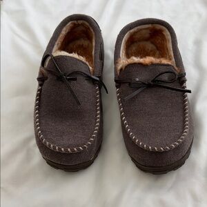 Men's Brown Moccasin Slippers Size 9 NWT